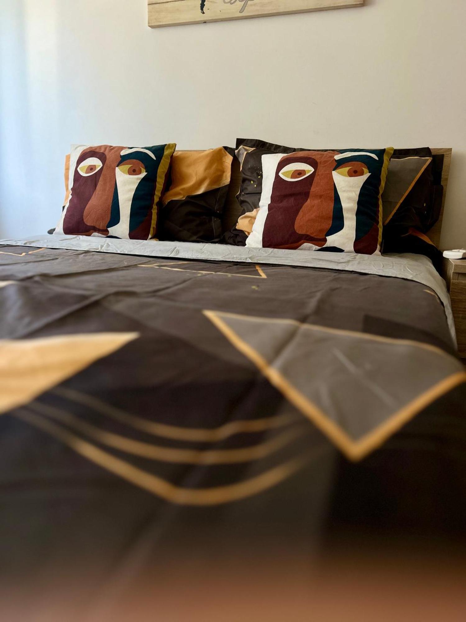 Snug Apartament Iasi Eksteriør billede